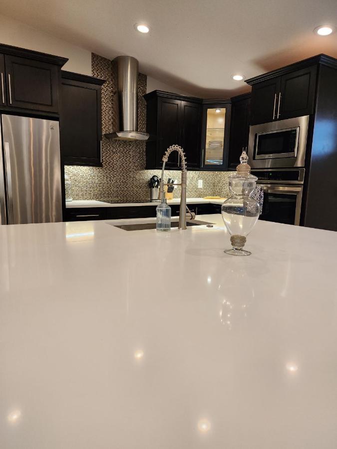 The Villa Orlando@College Park. Sleeps16 Extérieur photo