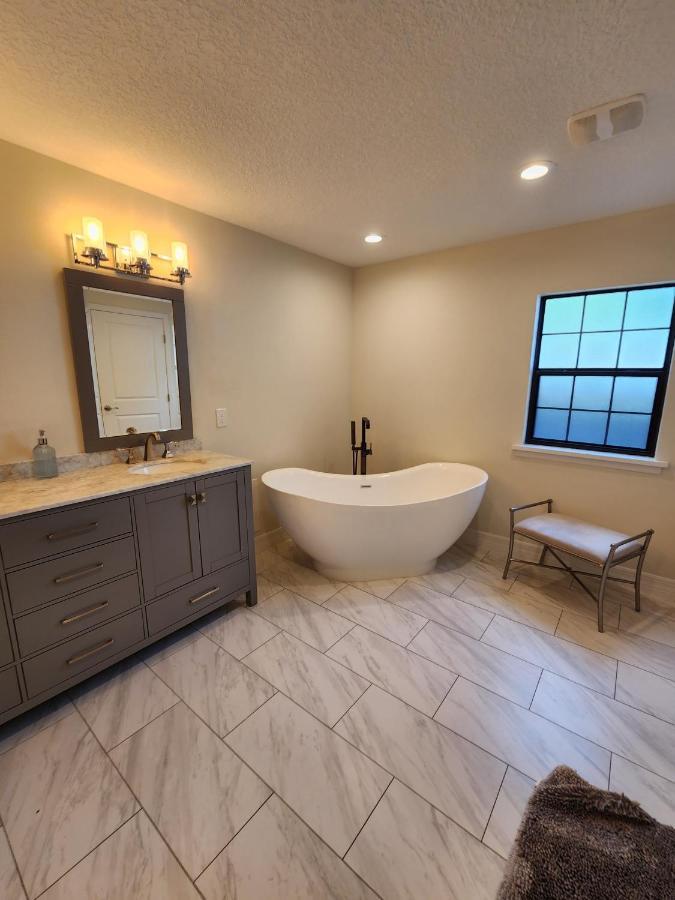 The Villa Orlando@College Park. Sleeps16 Extérieur photo