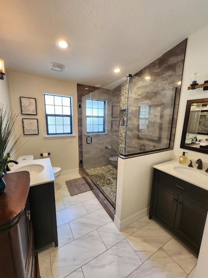 The Villa Orlando@College Park. Sleeps16 Extérieur photo